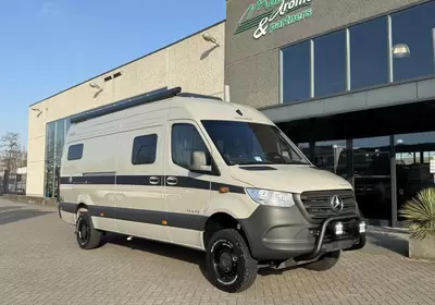 Hymer Grand Canyon S 700